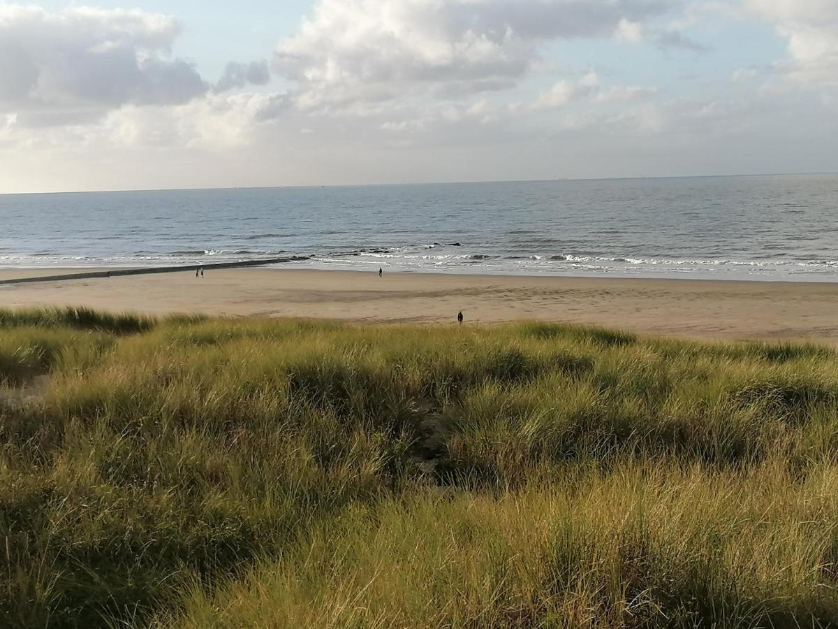 Bartine - Modern And Spacious Flat Near The Sea, Free Parking Space Ostende Exterior foto