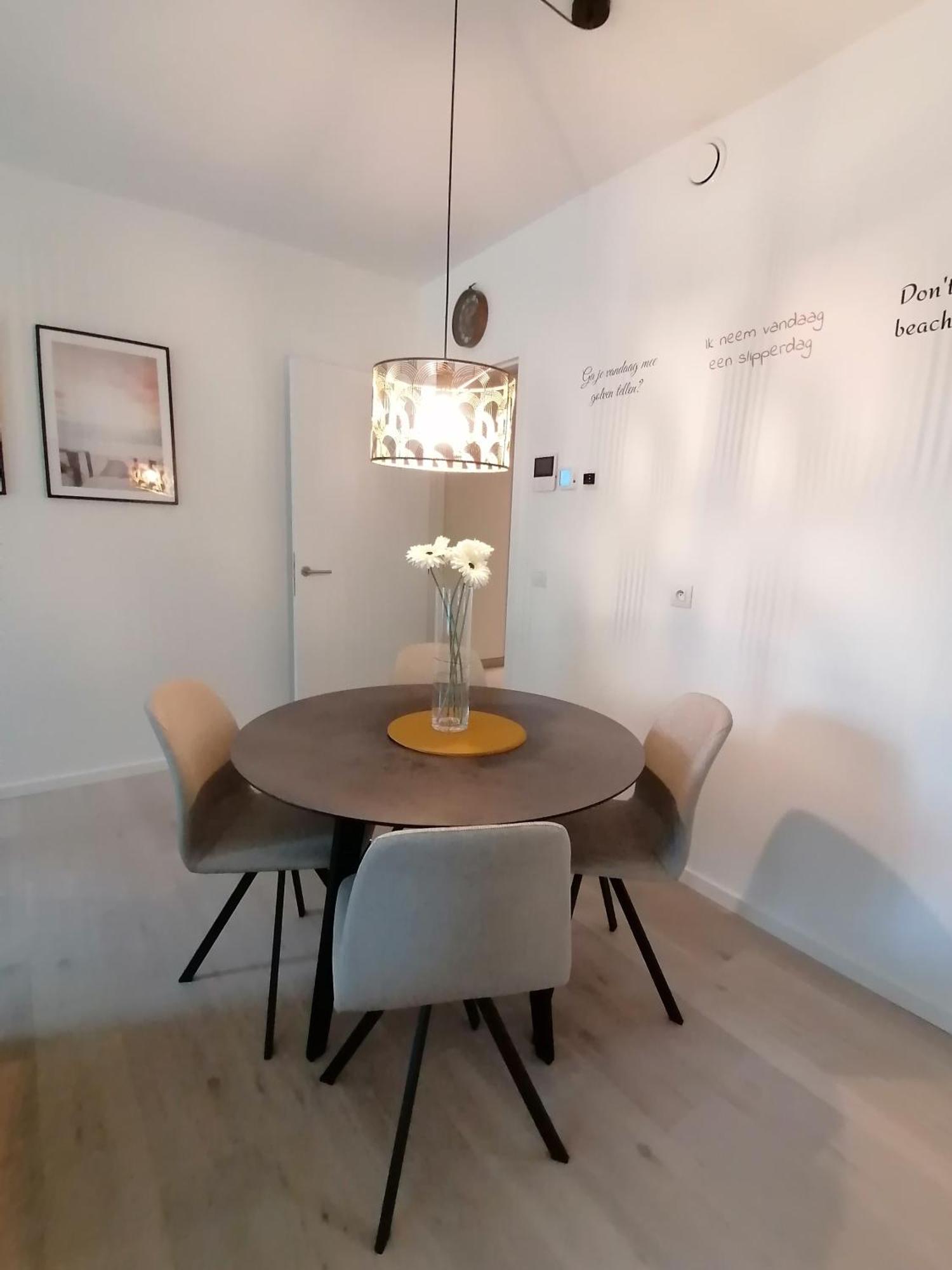 Bartine - Modern And Spacious Flat Near The Sea, Free Parking Space Ostende Exterior foto